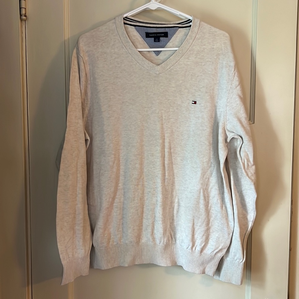 Unisex Tommy Hilfiger Cream/Oatmeal V-neck sweater